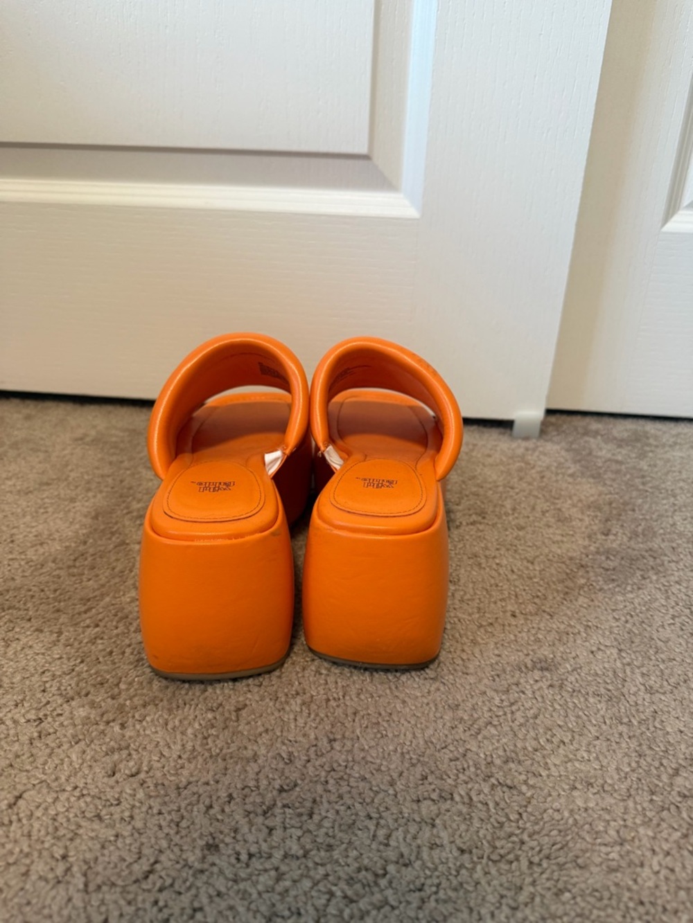 Lizzie McGuire look Wild Fable Bright Orange Platform Slide Sandals - Picture 3 of 3